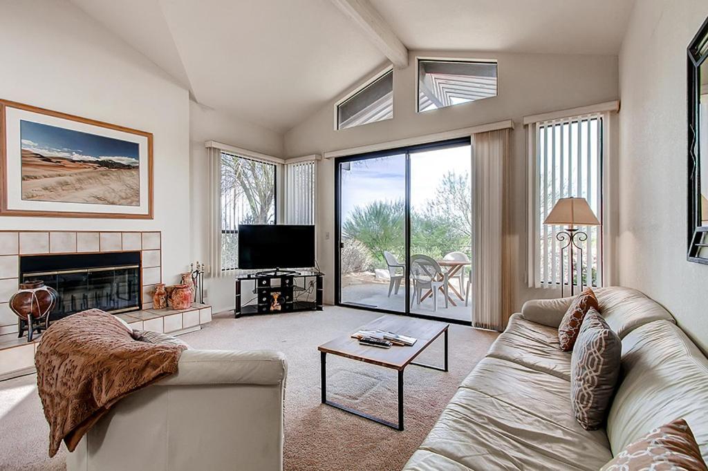 Borrego Springs Hideaway Pool Table, Mtn Views! Villa Bagian luar foto